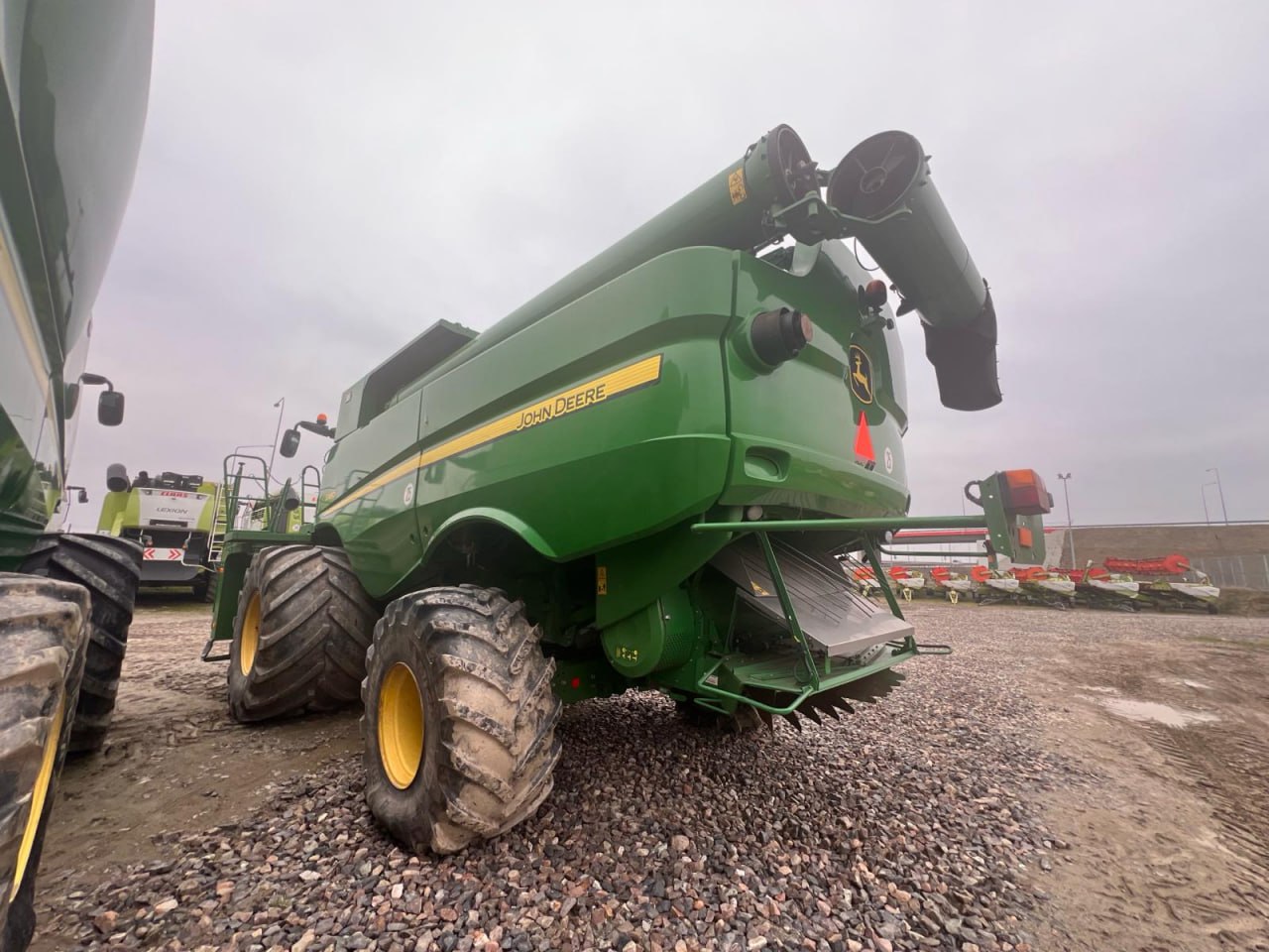 Зернозбиральний комбайн John Deere S680I