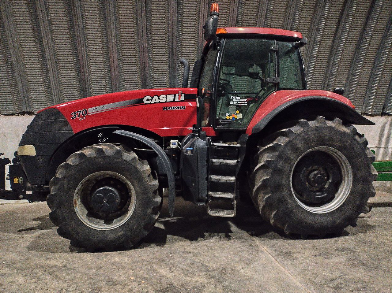 Трактор CASE IH MAGNUM 370 CVX